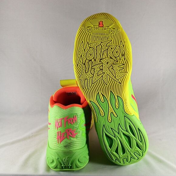 Puma LaMelo Ball MB.04 Basketball Sneaker (311421-01) Men’s Sz 9 Neon Green Mid